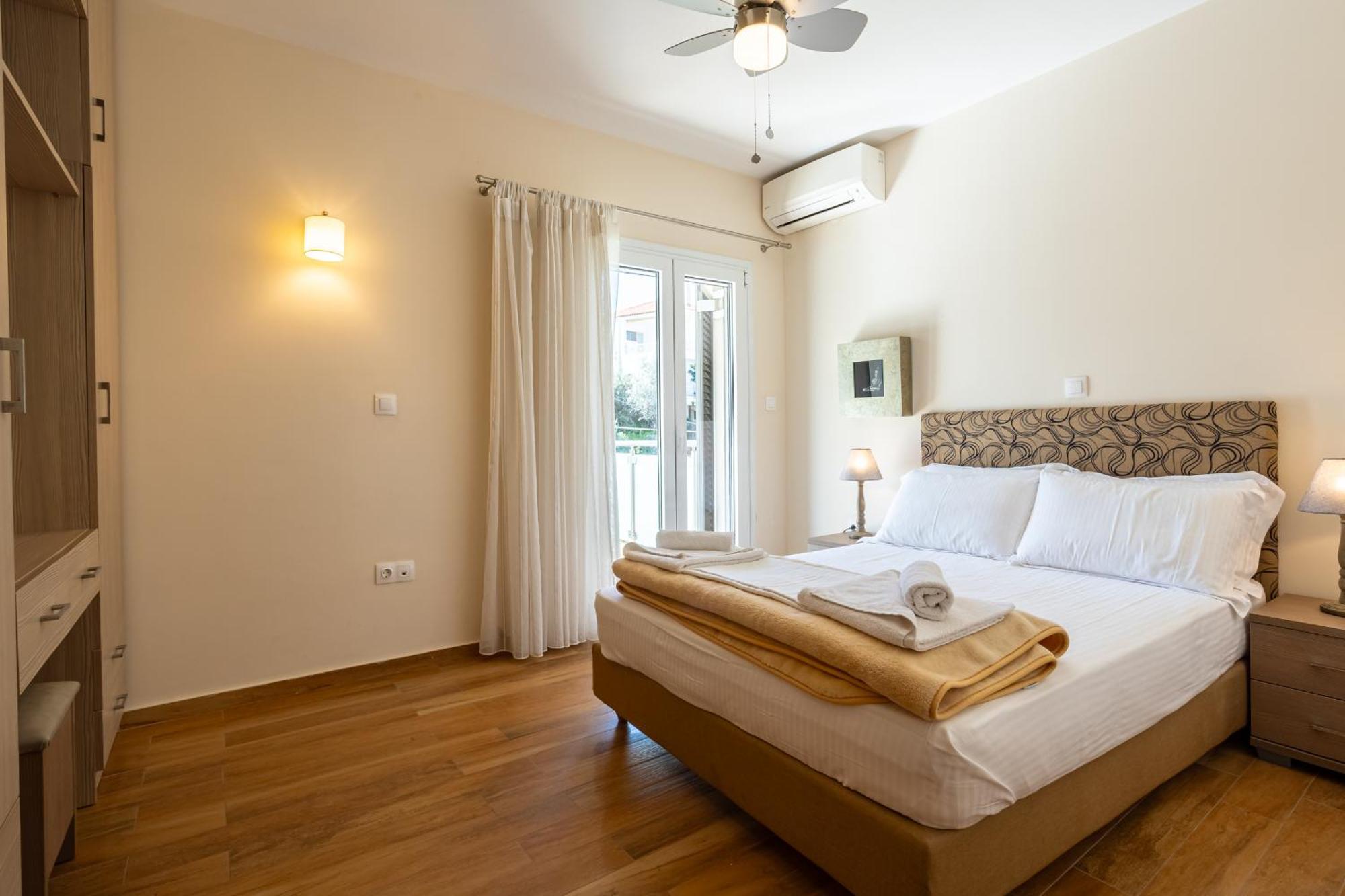 Avia Blue Maisonettes - Messinia Gulf Retreat Exterior photo
